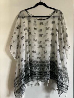 2 Chic Elephant Print Sheer Poncho Tunic Top Tassel Hem One Size Boho Festival